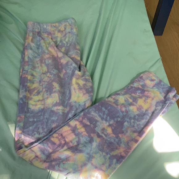 Purple yellow and blue pants pink top. Kids size S - Picture 2 of 2